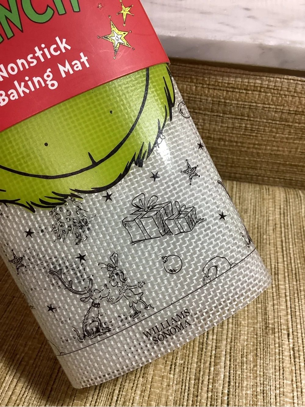 Williams Sonoma The Grinch Nonstick Baking Mat - Green/Red